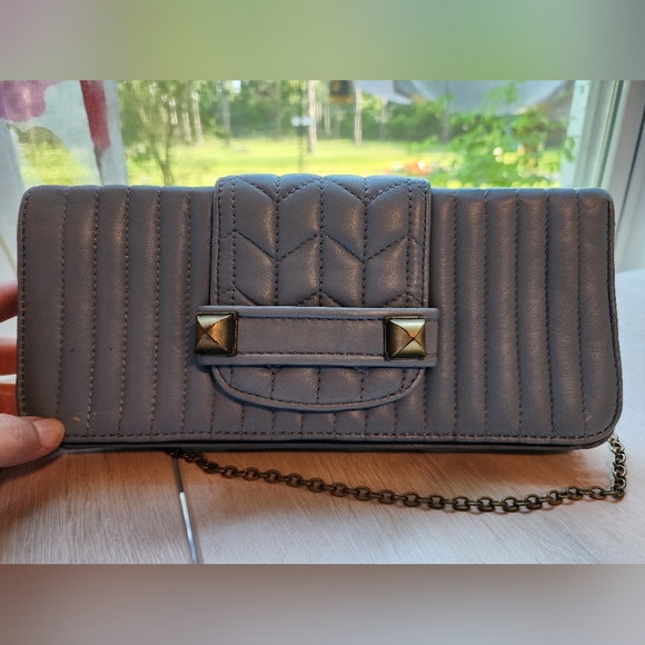 Used BCBGMAXAZRIA clutch‎